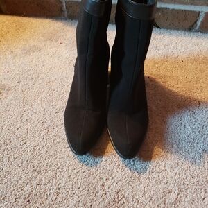 Stuart Weistzman boots